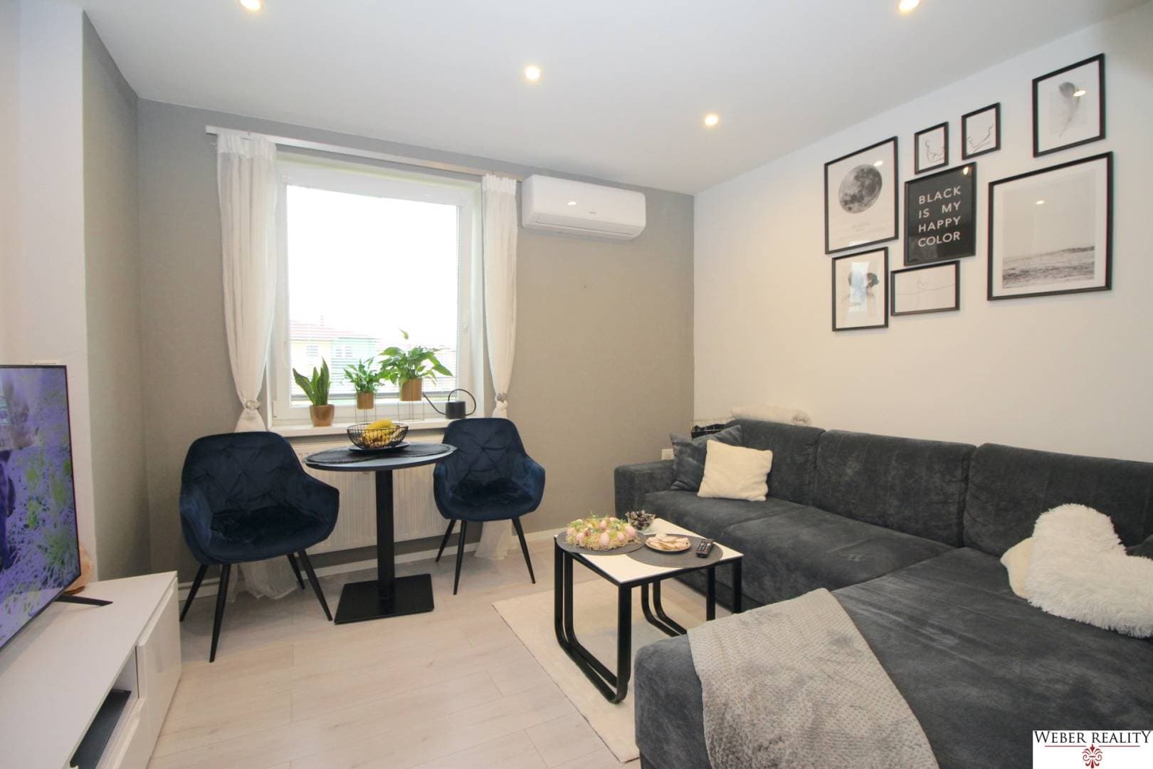 989909_b2178132122b37c42b75597152485154